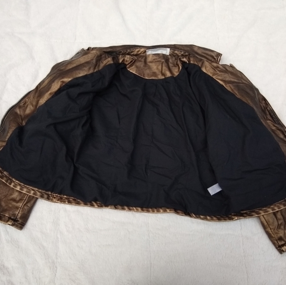 Bomber Jacket - Picture 3 of 10